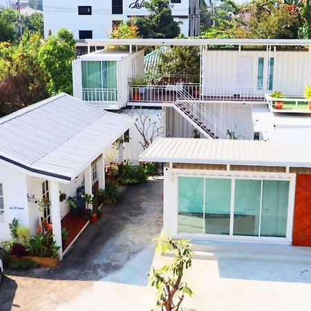 Ferienwohnung Day Off House Chiang Mai Near Walking Street Exterior foto