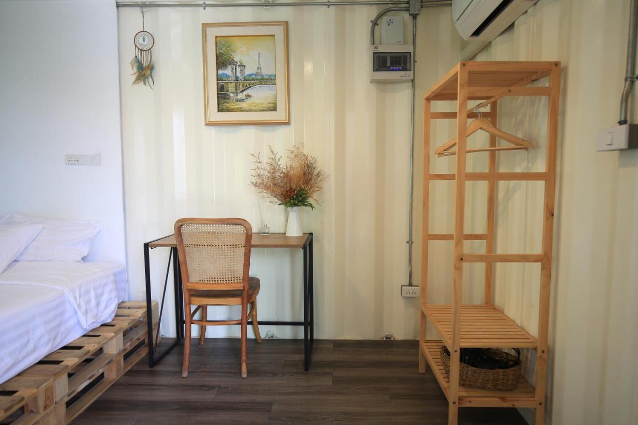 Ferienwohnung Day Off House Chiang Mai Near Walking Street Exterior foto