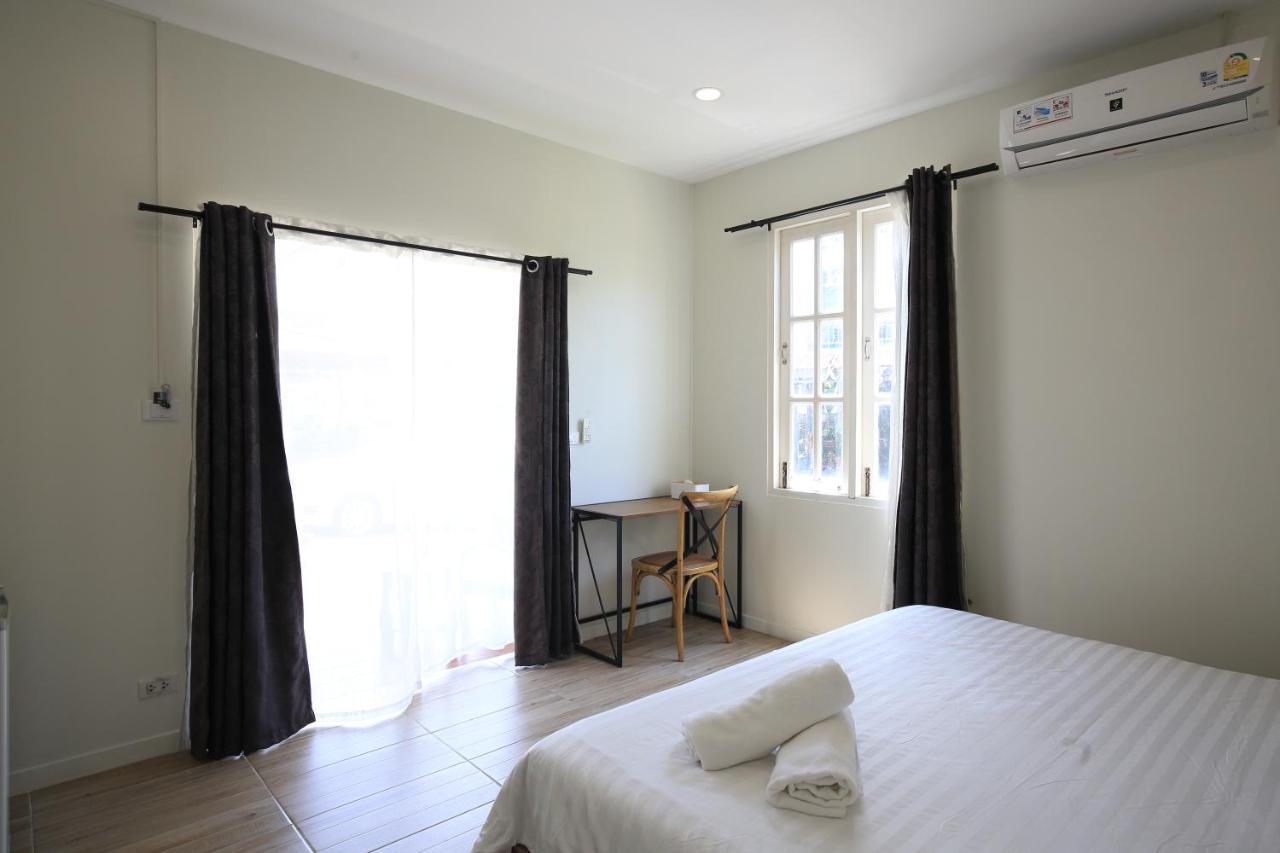 Ferienwohnung Day Off House Chiang Mai Near Walking Street Exterior foto