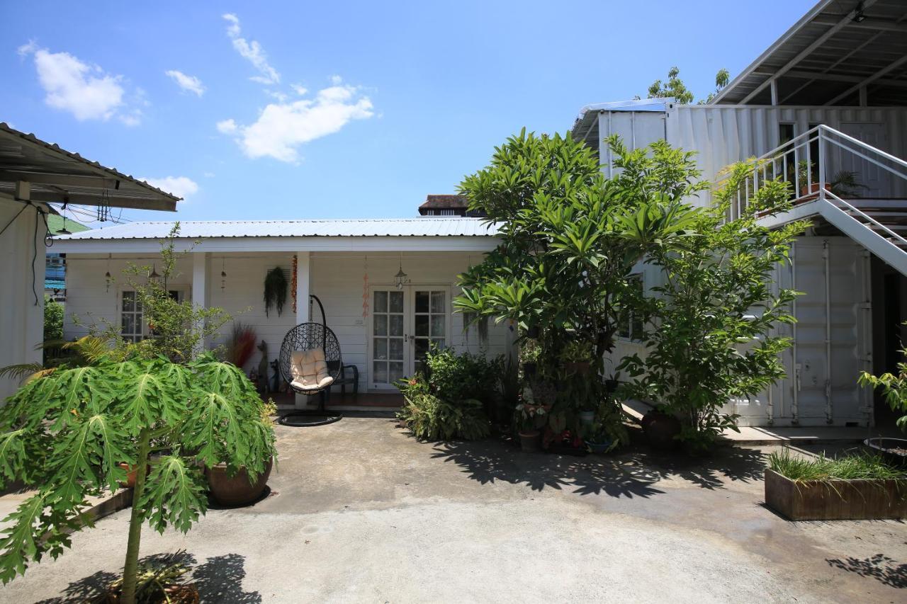 Ferienwohnung Day Off House Chiang Mai Near Walking Street Exterior foto