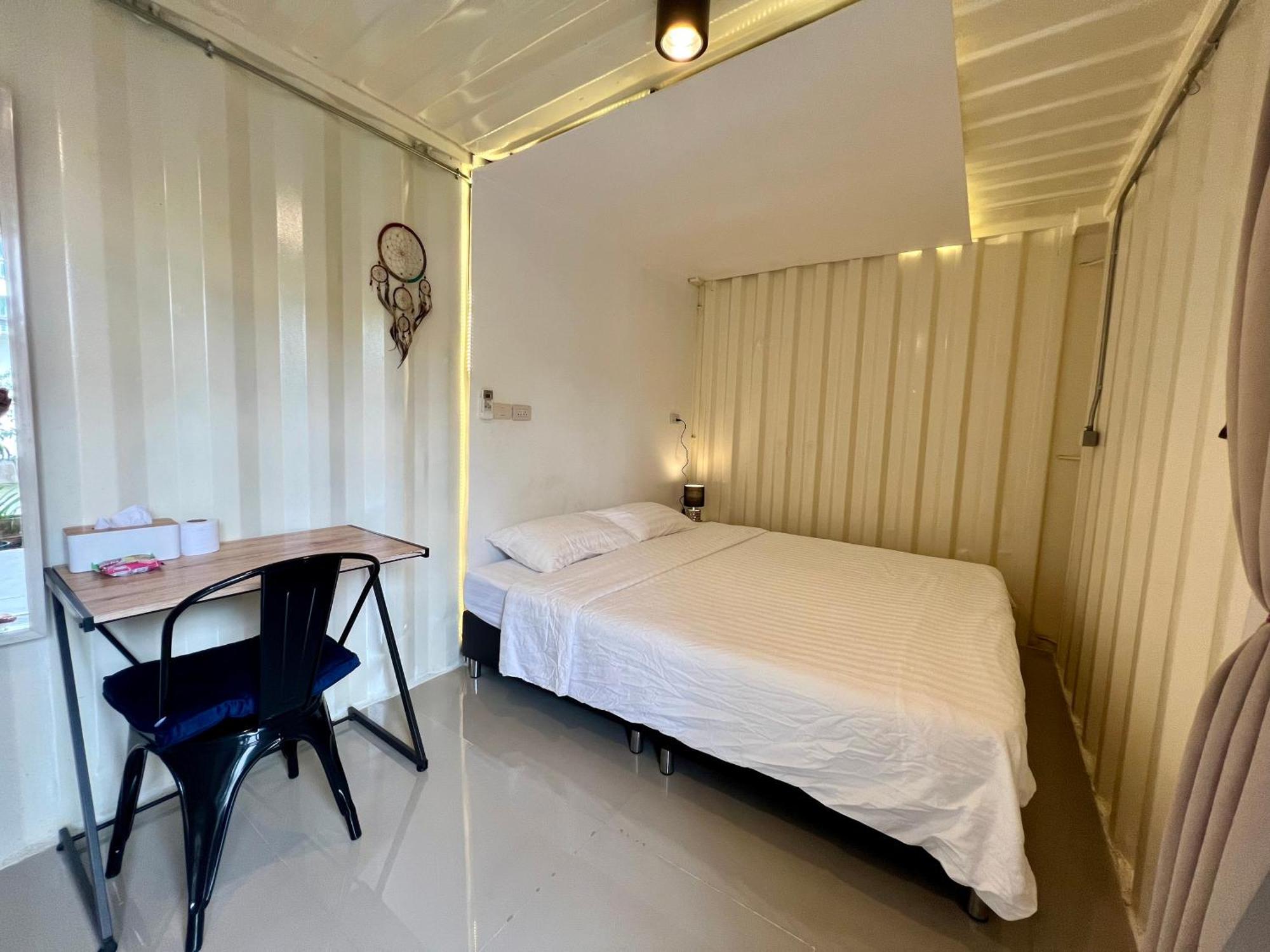 Ferienwohnung Day Off House Chiang Mai Near Walking Street Exterior foto