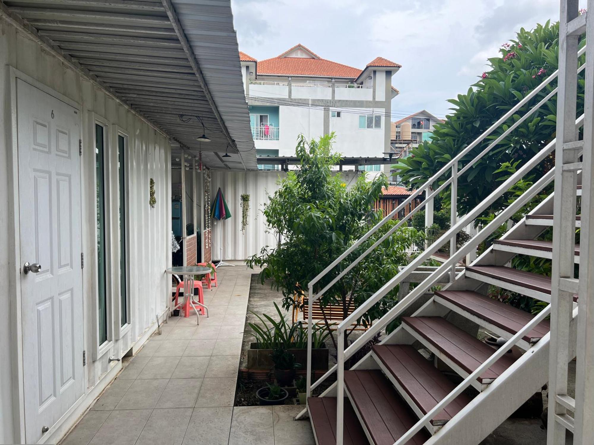 Ferienwohnung Day Off House Chiang Mai Near Walking Street Exterior foto